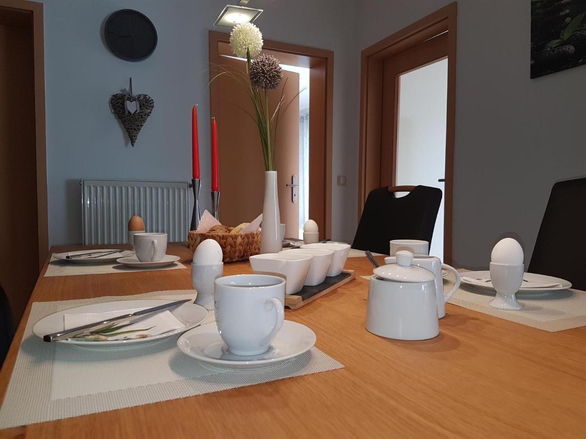 Ferienwohnung Pusteblume 부스텐사흐센 외부 사진