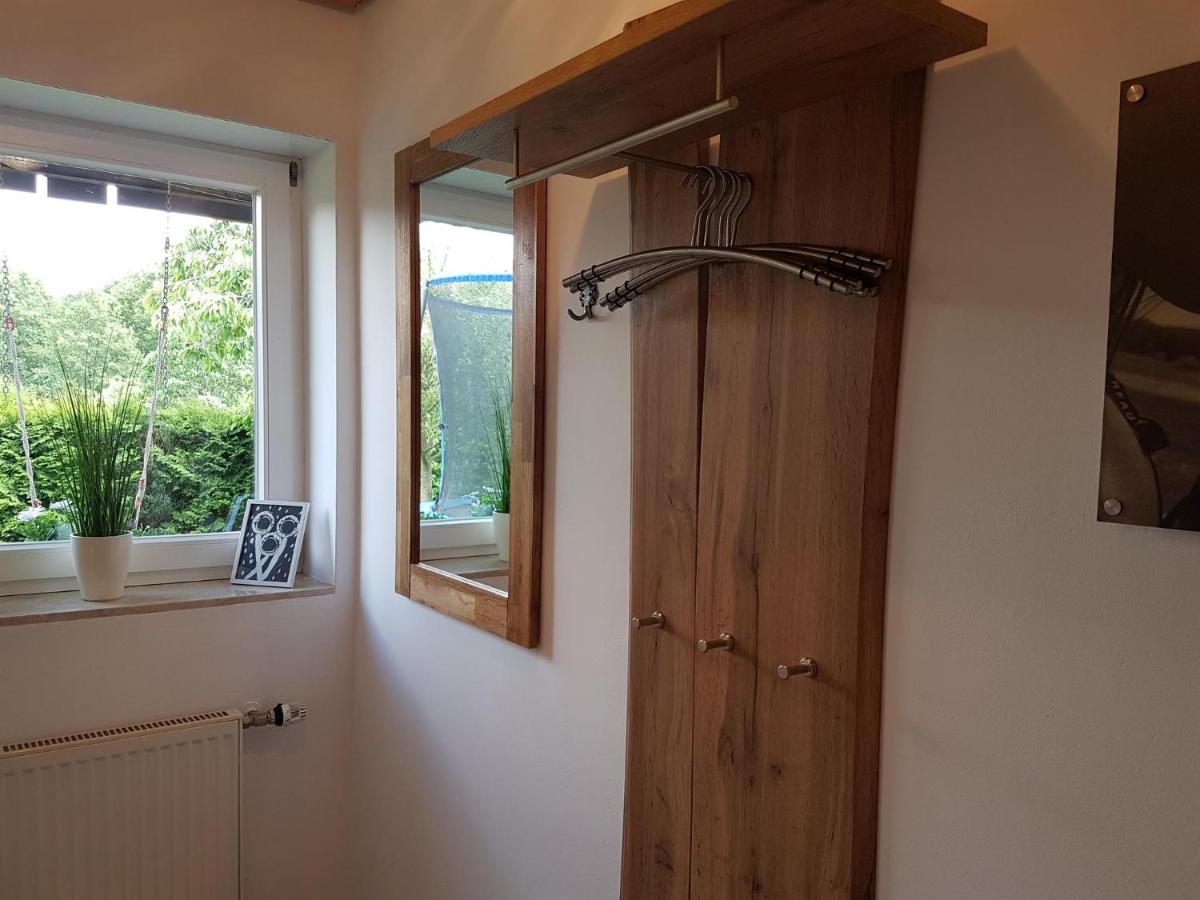 Ferienwohnung Pusteblume 부스텐사흐센 외부 사진